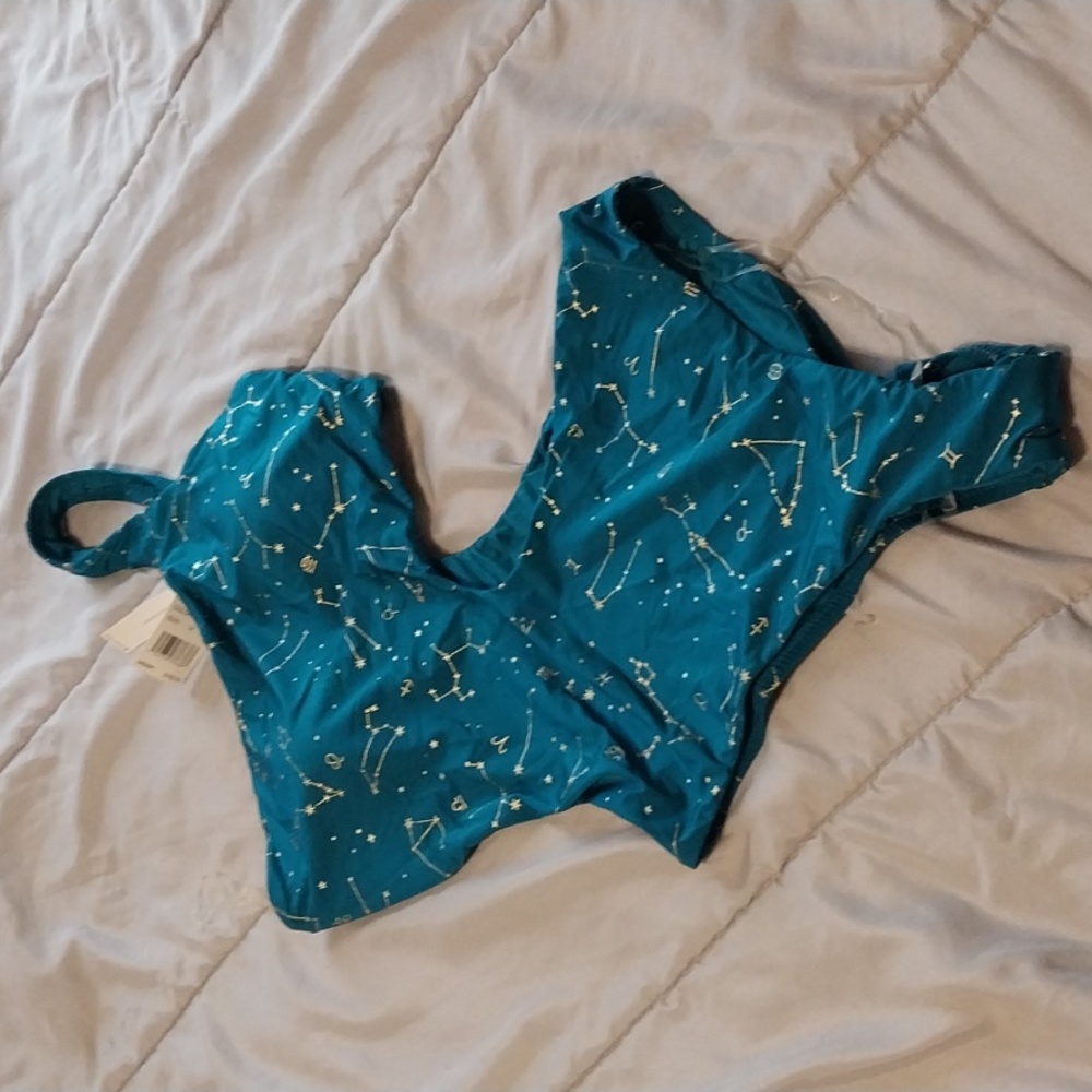 Bathing suit